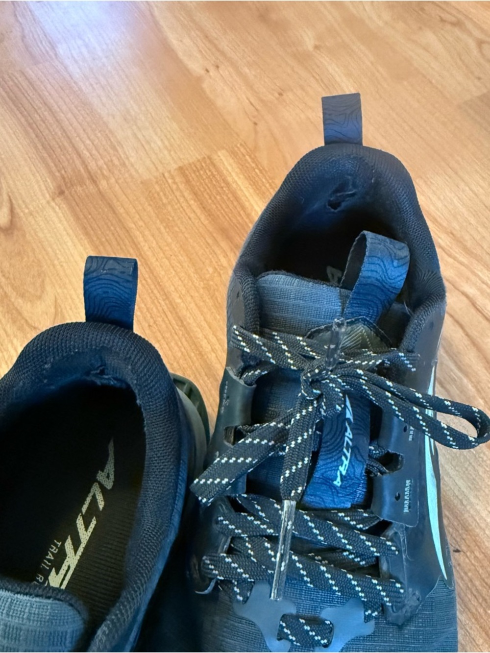 Altra Lone peak 8 Trail Running Shoes sz 7 - Picture 4 of 4